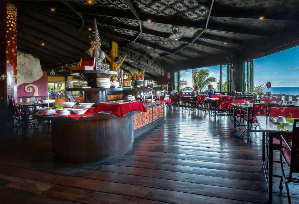 Jamahkiri Dive Resort & Spa4