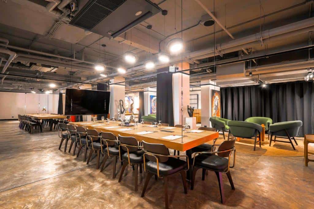 Radisson RED Phuket Patong Beach18