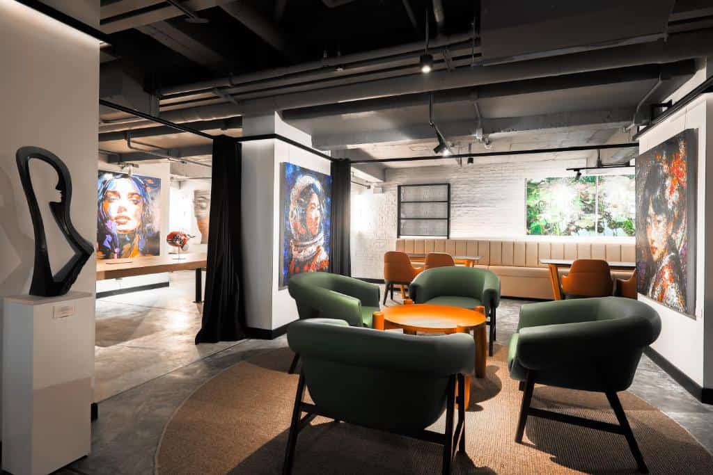 Radisson RED Phuket Patong Beach6