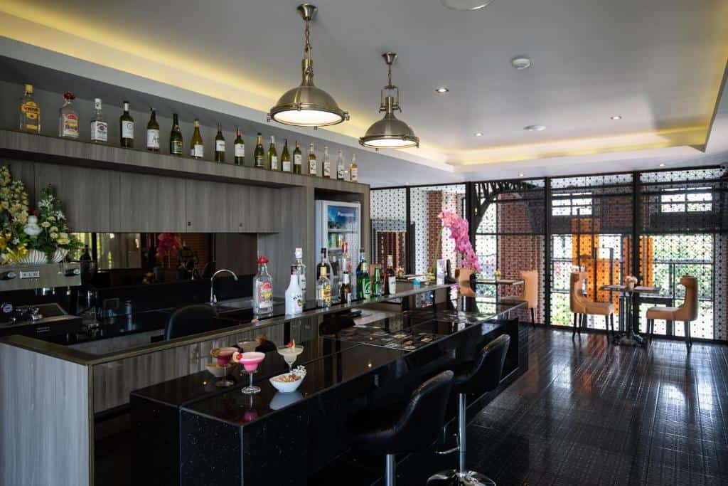 Bar 5