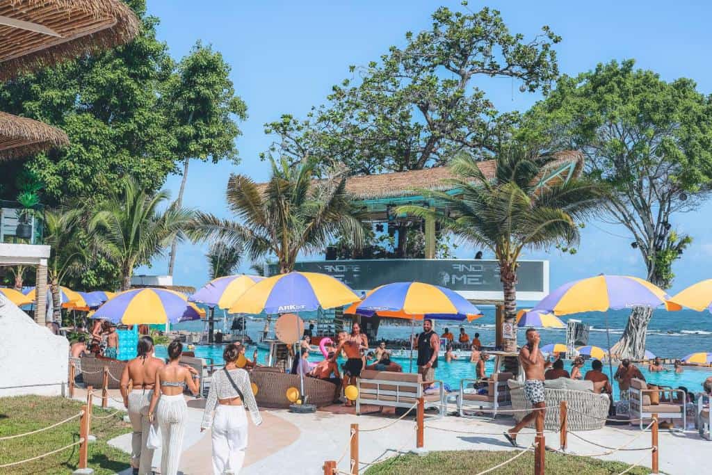 Arkbar Beach Club & Resort33