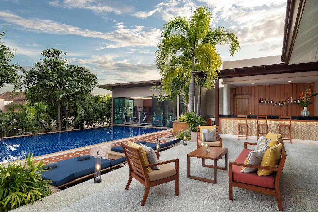 Avani Ao Nang Cliff Krabi Resort8