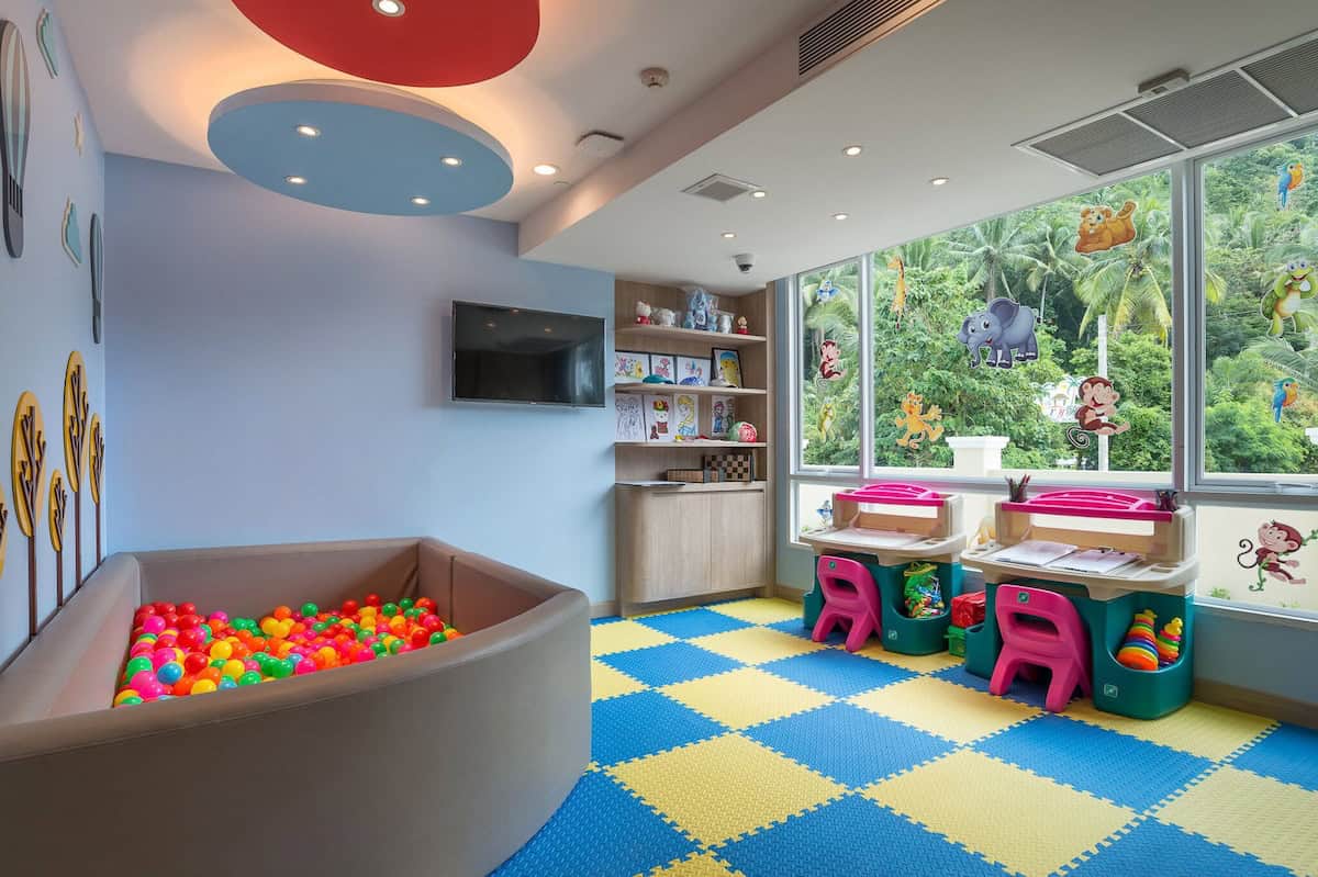 Centara Ao Nang Beach Resort & Spa Krabi4