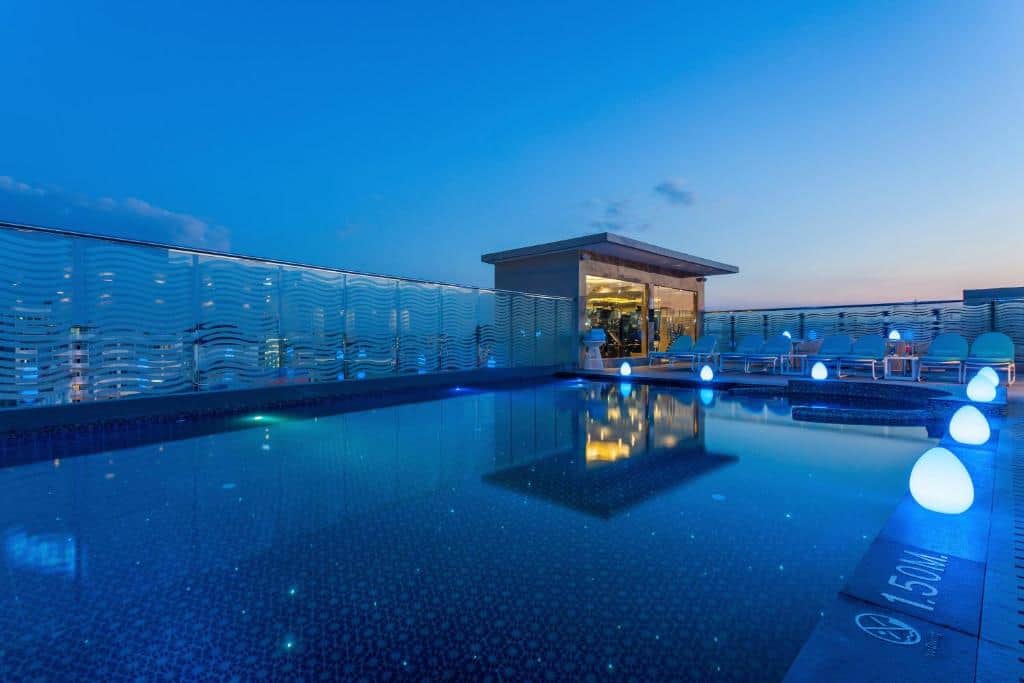 Centara Life Avenue Hotel2