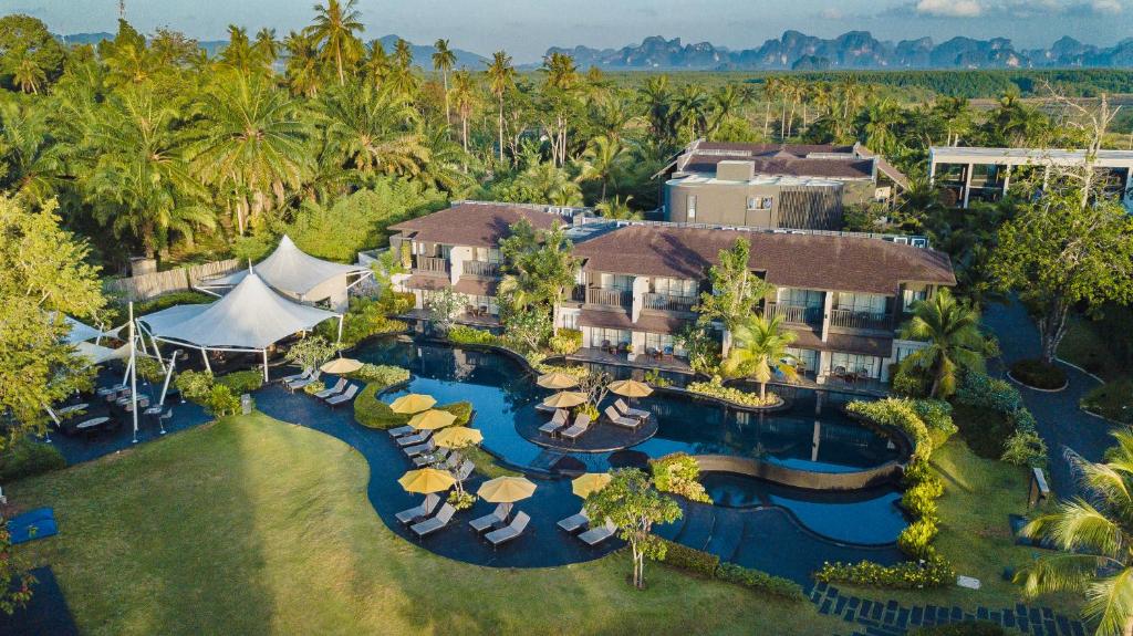 The ShellSea Krabi I Luxury Beach Resort & Pool Villas36