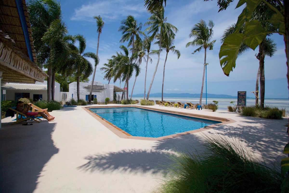 Lime N Soda Beachfront Resort16