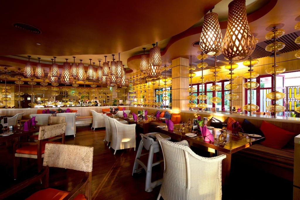 Centara Grand Beach Resort Phuket9