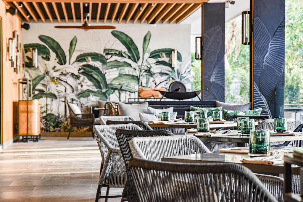 Four Points by Sheraton Phuket Patong Beach Resort12