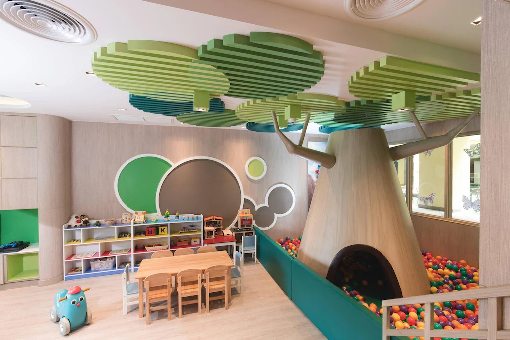 Marriott Resort & Spa, Merlin45