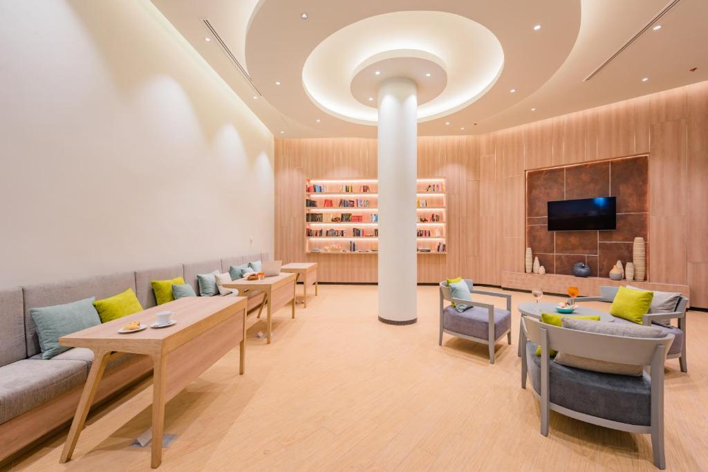 Oceanfront Beach Resort36