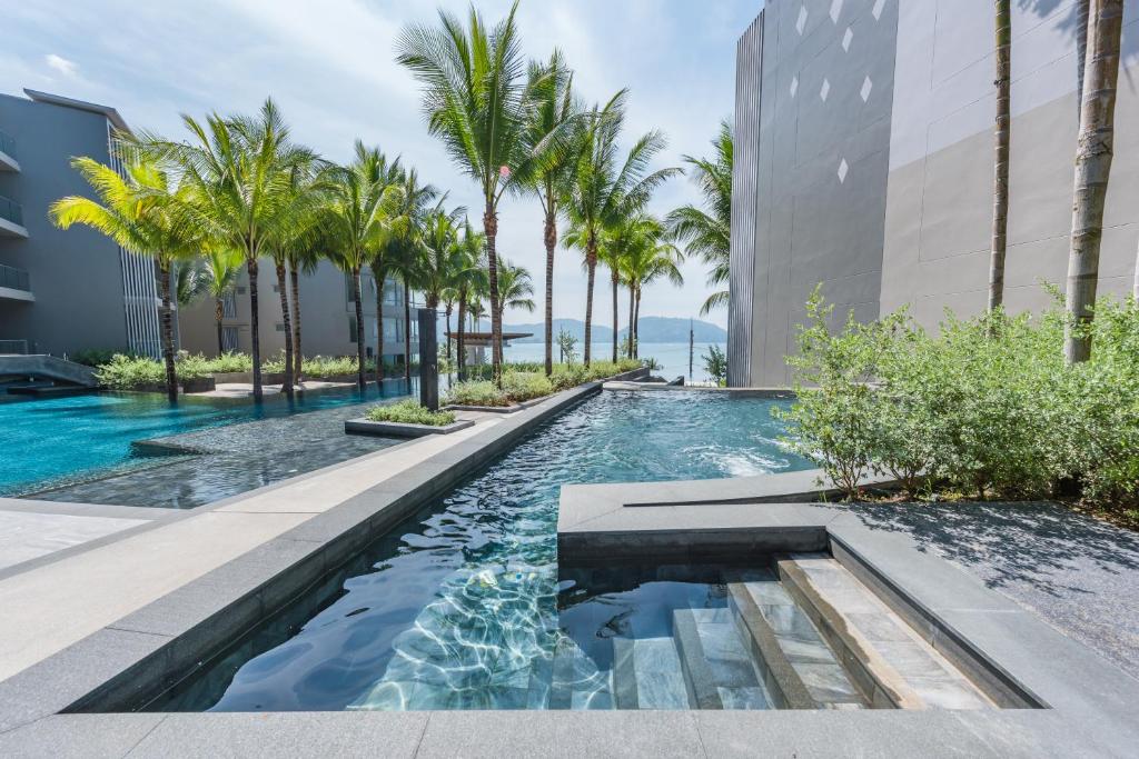 Oceanfront Beach Resort46