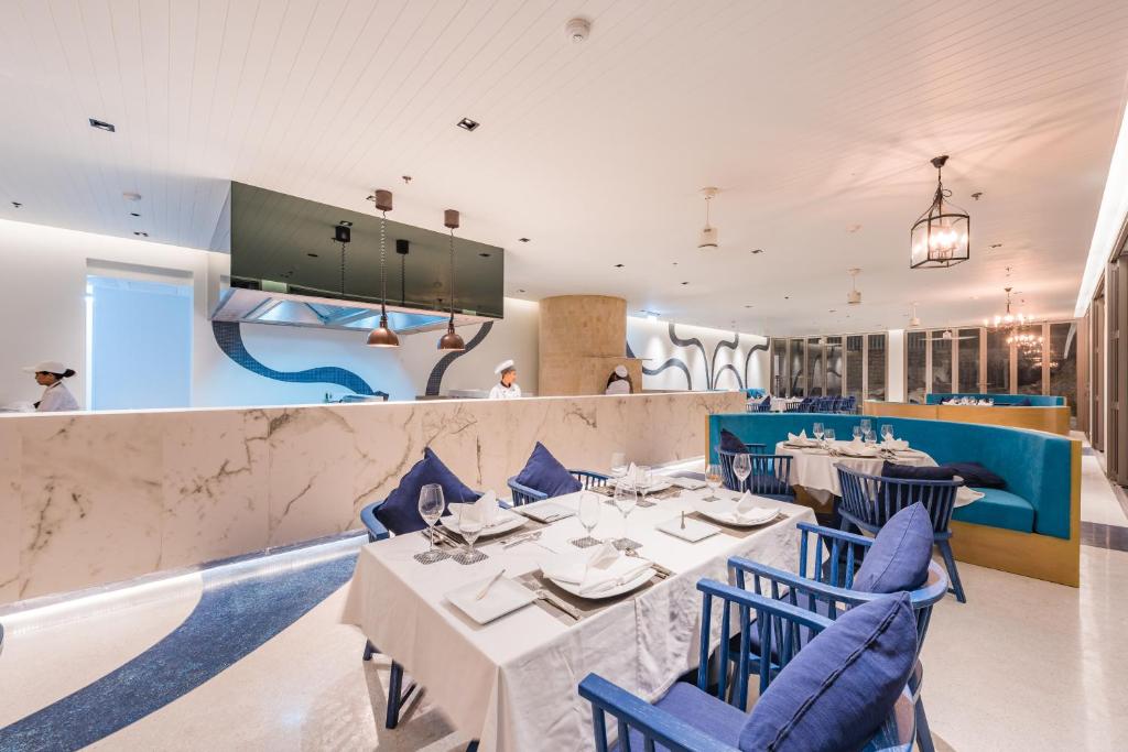 Oceanfront Beach Resort8