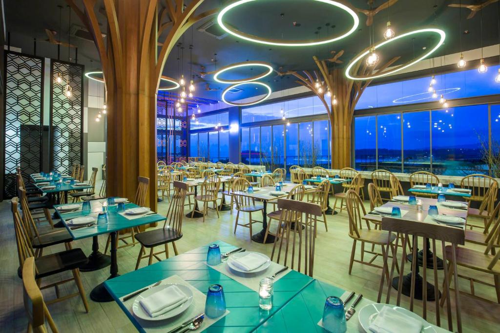 The SIS Kata Resort 1