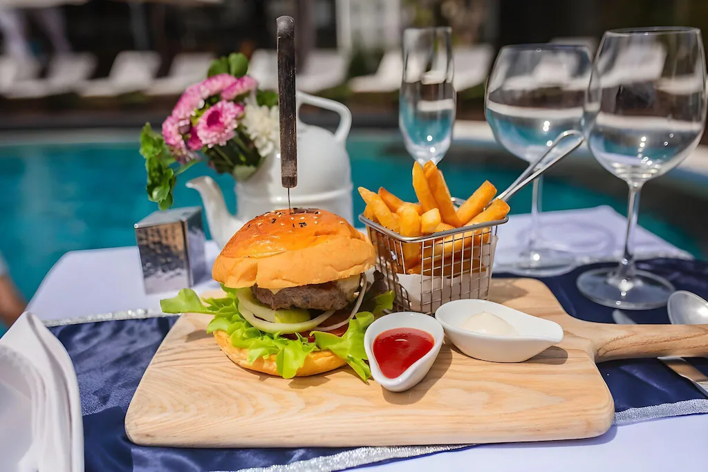 KC Beach Club & Pool Villas8