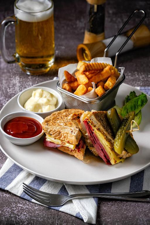 Amora Beach Resort Phuket5