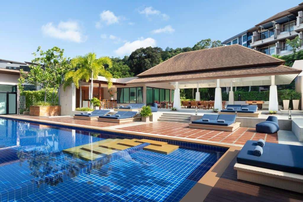Avani Ao Nang Cliff Krabi Resort7