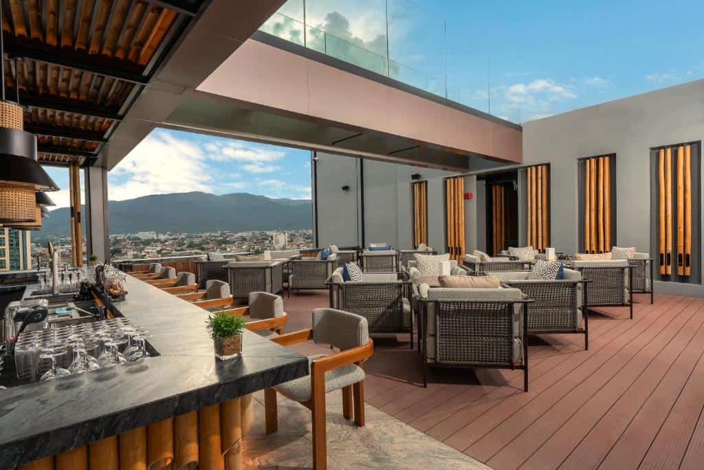 Melia Lounge2