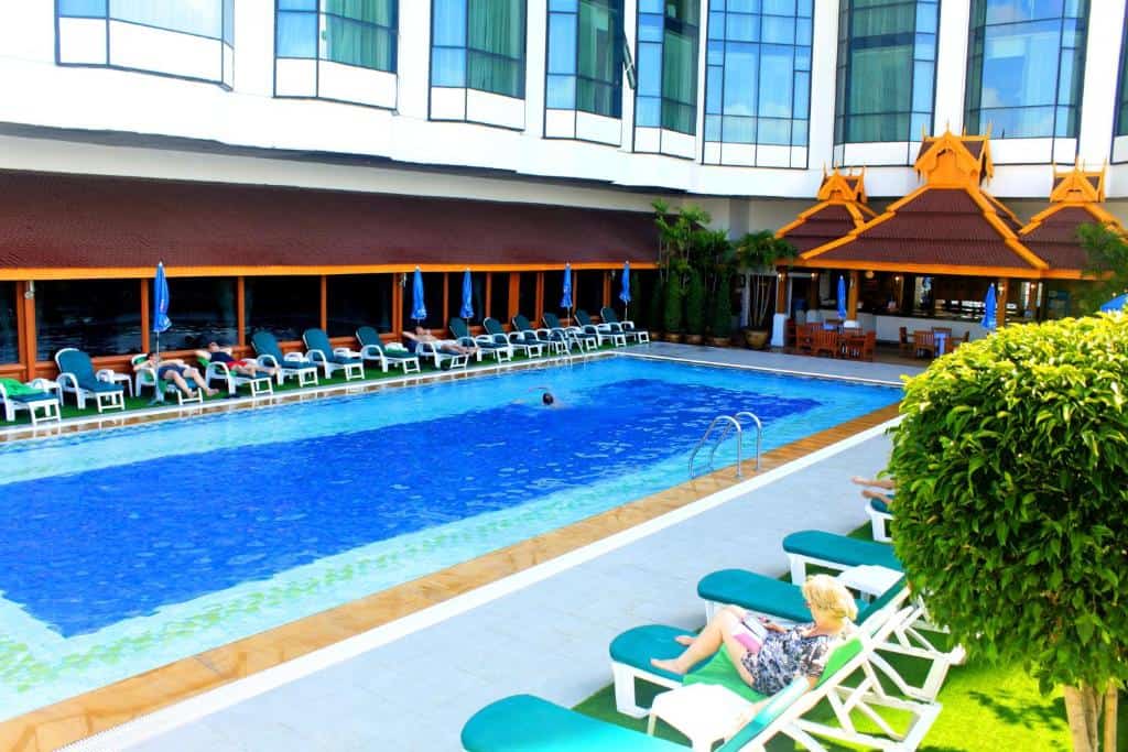 The Empress Chiang Mai Hotel4