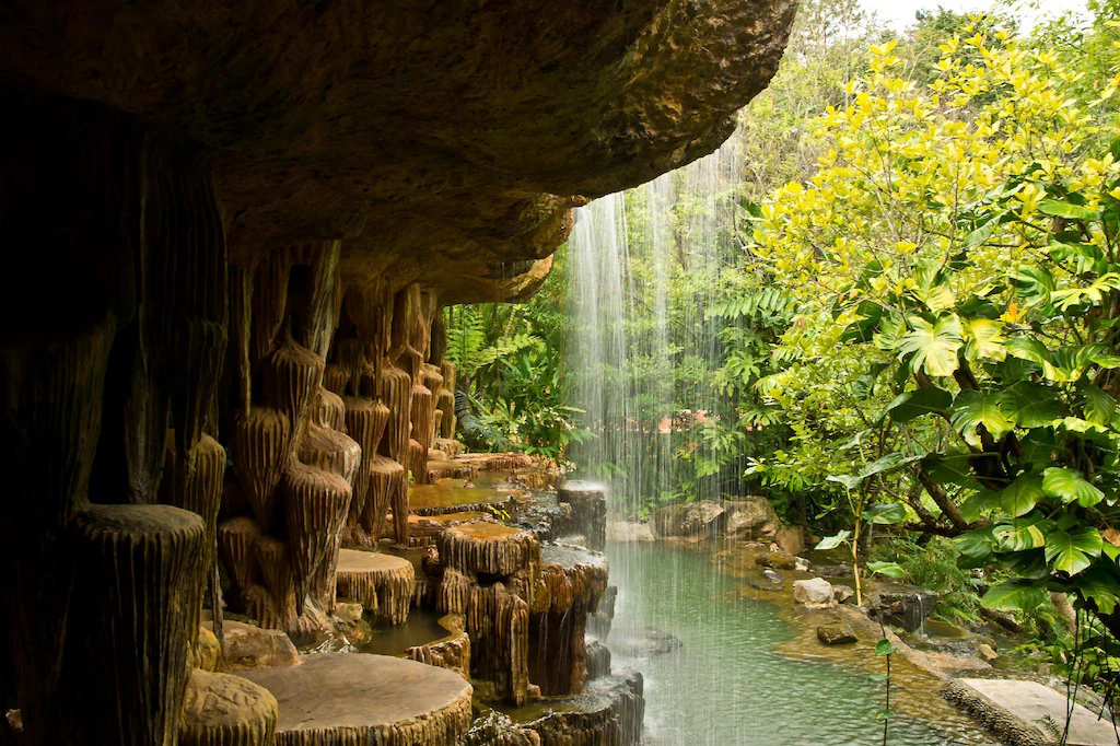 cave