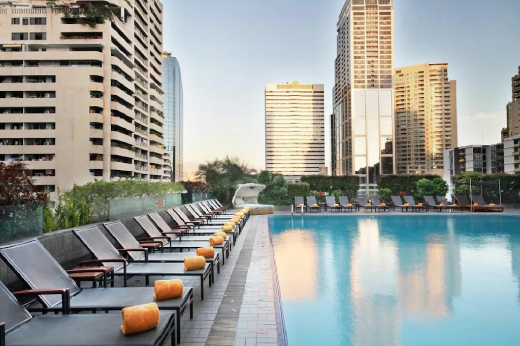 Rembrandt Hotel Bangkok15