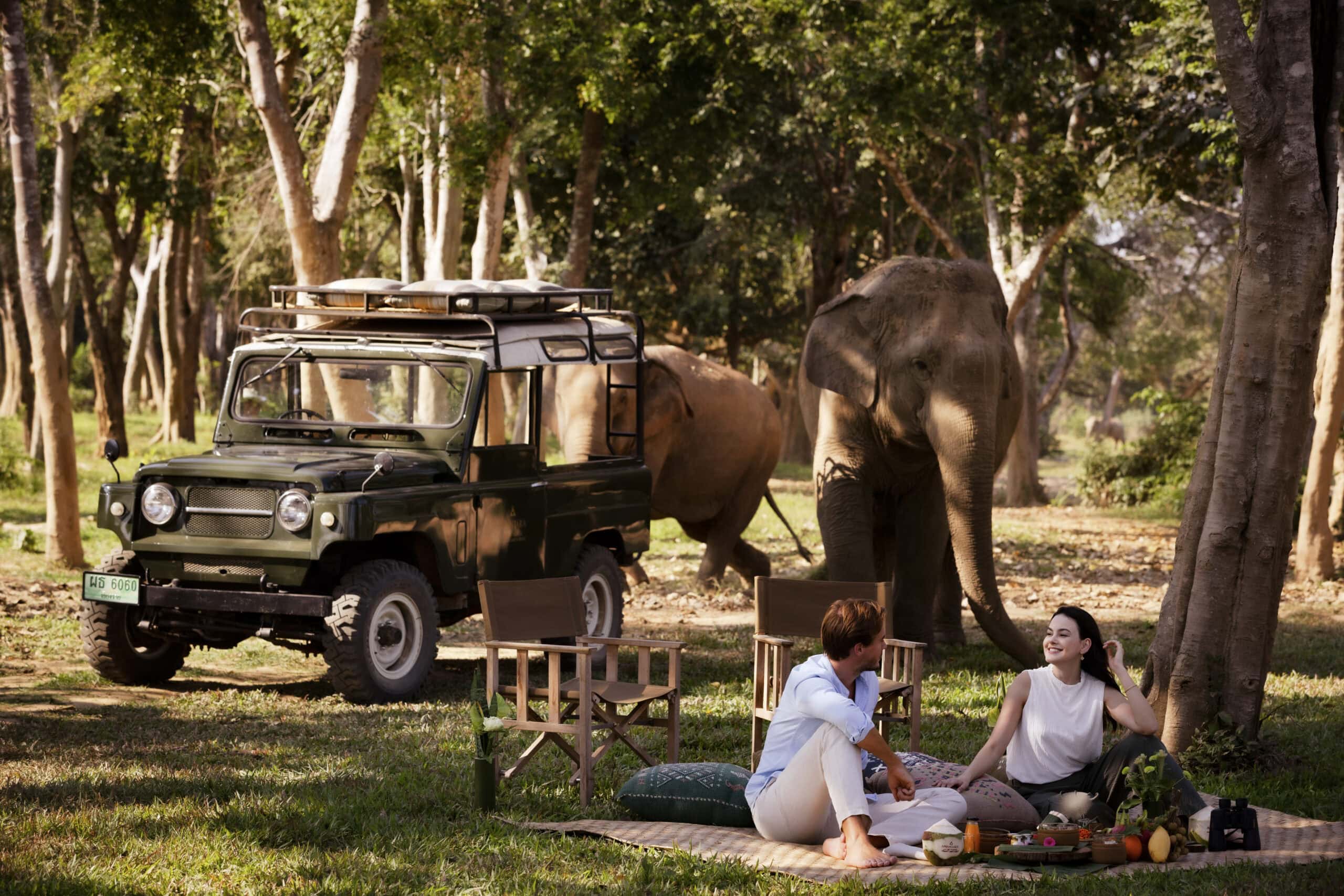 9-Anantara_Golden_Triangle_Picnic_With_Elephant_2476