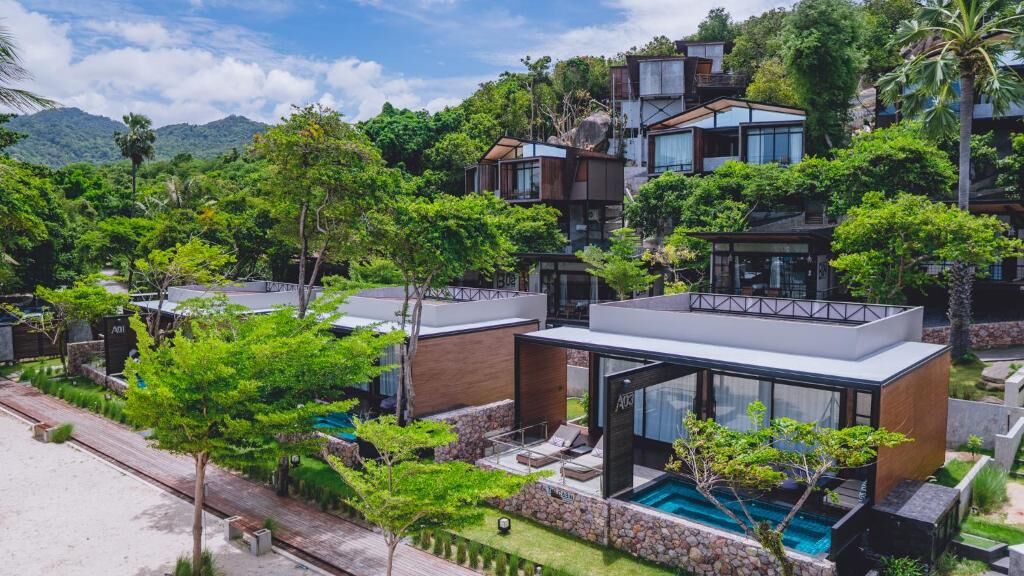 The Cabin Beach Resort26