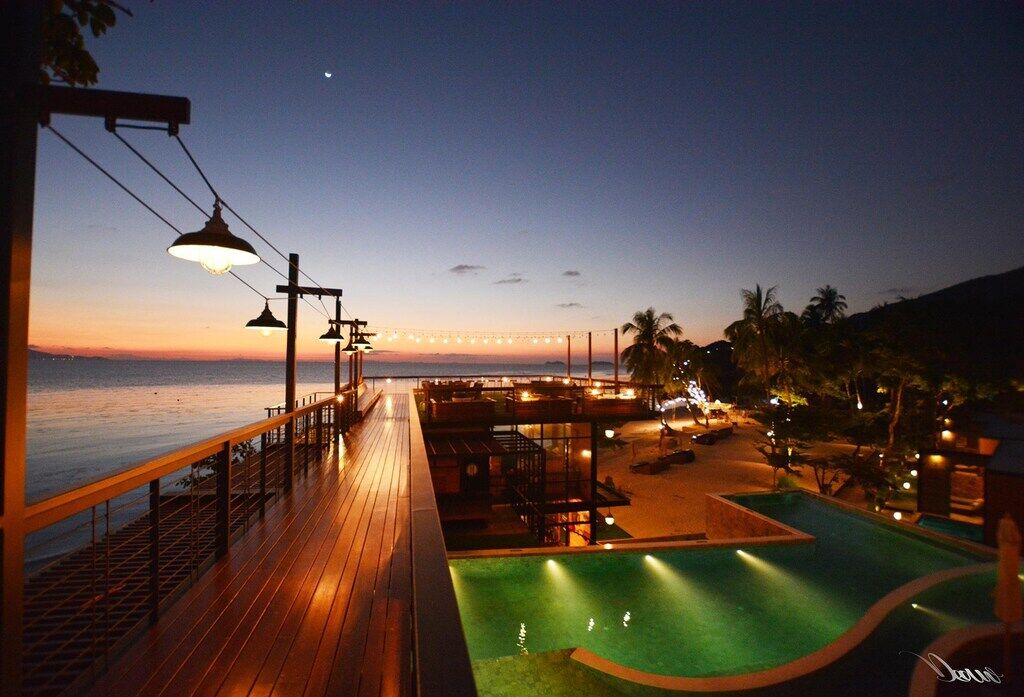 The Cabin Beach Resort7