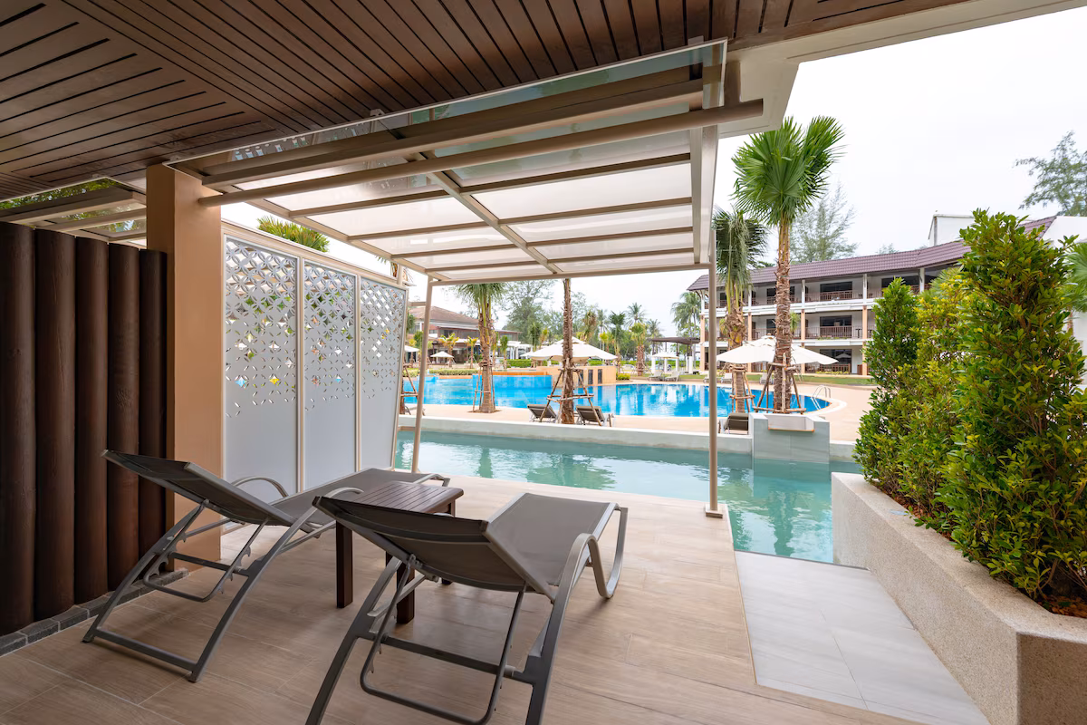 Katathani Phuket Beach Resort38