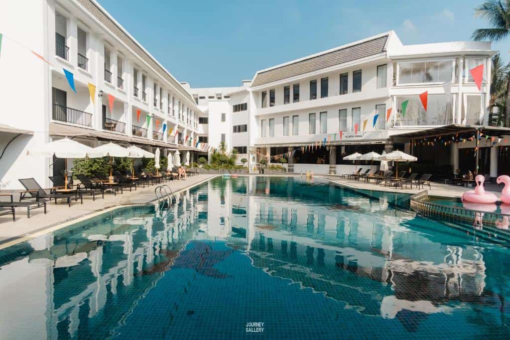 Sawaddi Patong Resort & Spa