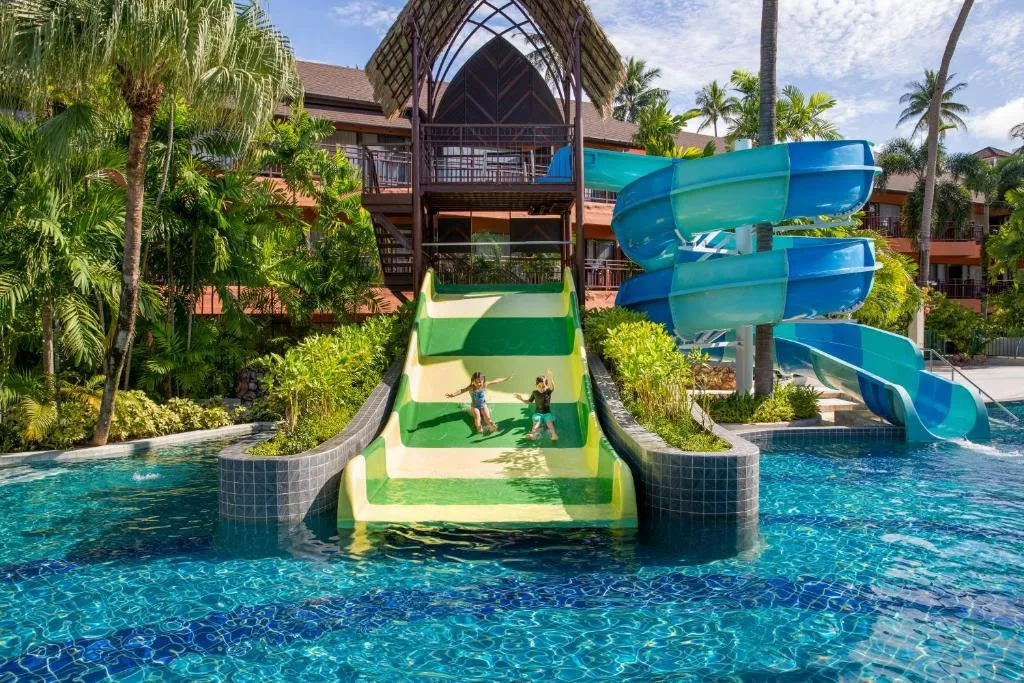 Courtyard by Marriott Phuket, Patong Beach Resort15_converted