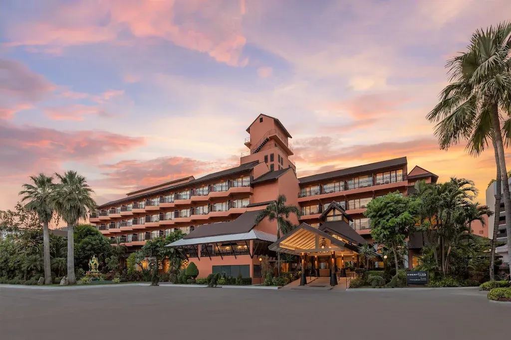 Courtyard by Marriott Phuket, Patong Beach Resort1_converted