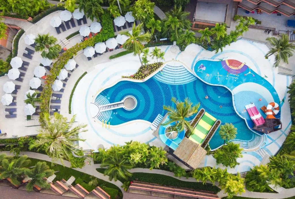 Courtyard by Marriott Phuket, Patong Beach Resort2_converted