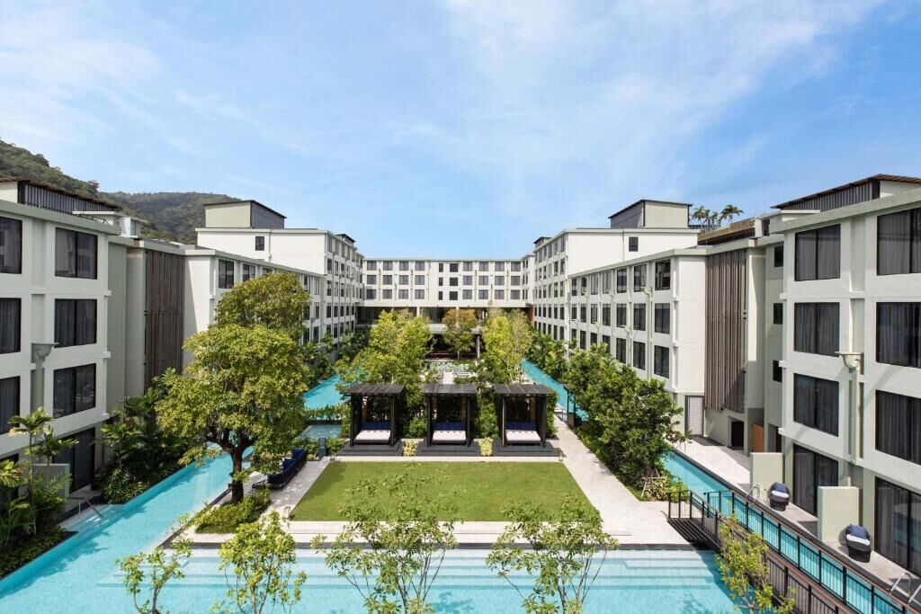 Four Points by Sheraton Phuket Patong Beach Resort19