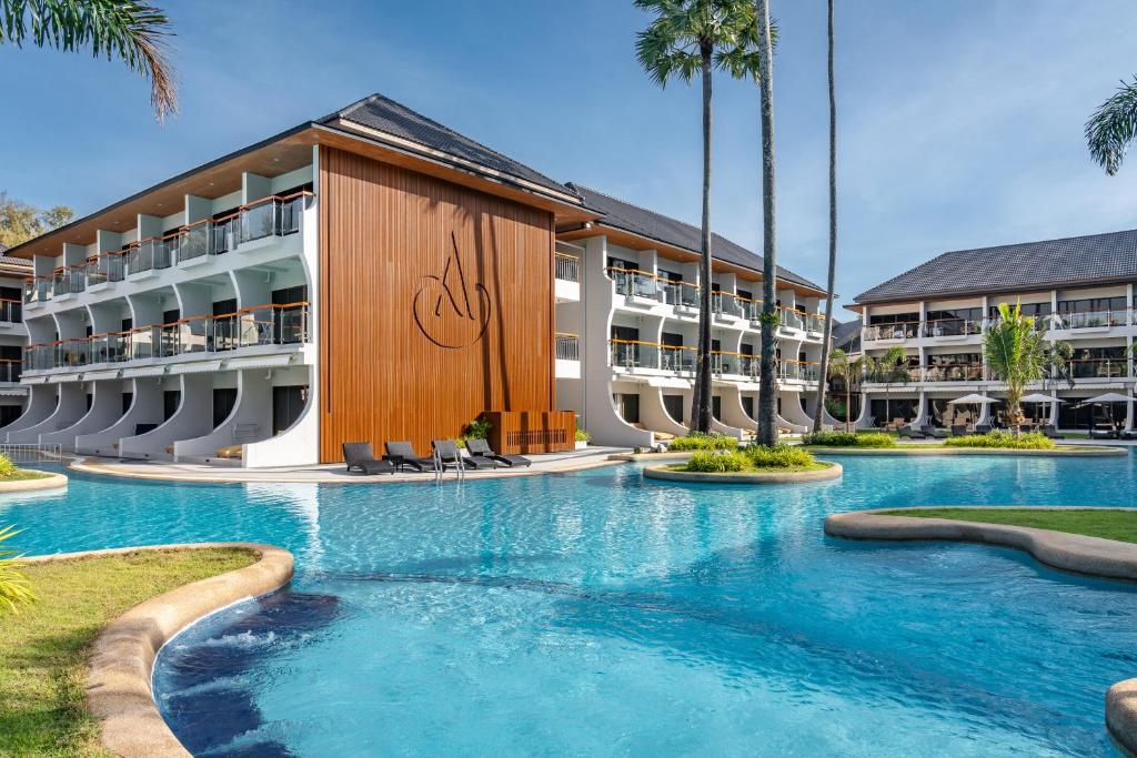 Amora Beach Resort Phuket24
