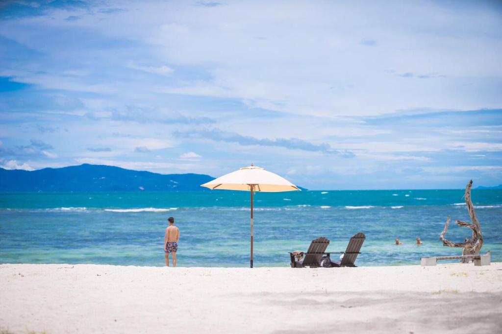 The Cabin Beach Resort22